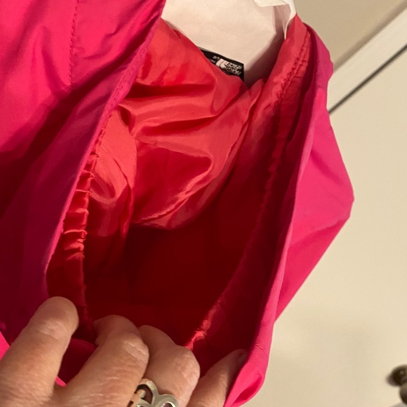 The North Face Girls Windbreaker - Picture 5 of 14